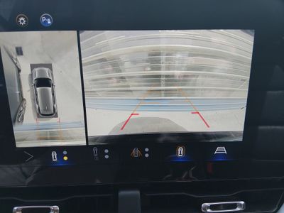 2025 Chevrolet Equinox - Photo 17