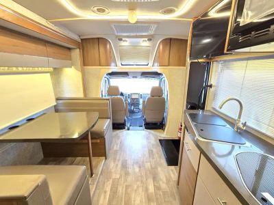 2018 Winnebago VIEW - Photo 3