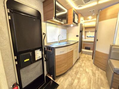 2018 Winnebago VIEW - Photo 5