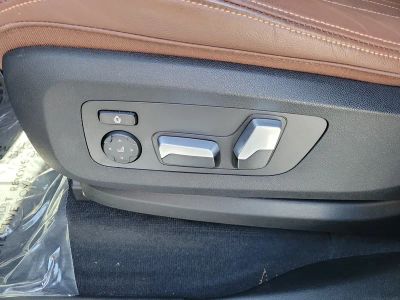 2021 BMW X5 — photo 17 view