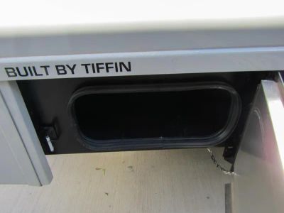 2026 Tiffin MIDAS - Photo 25