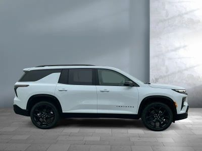 2026 Chevrolet Traverse — photo 7 view