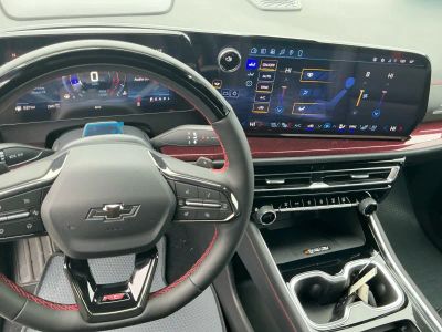 2026 Chevrolet Traverse — photo 15 view
