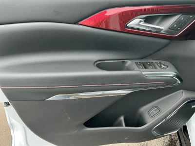 2026 Chevrolet Traverse — photo 16 view