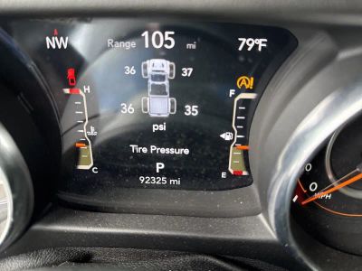2021 Jeep Gladiator — photo 7 view