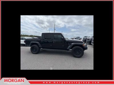2021 Jeep Gladiator Overland in Black — front three-quarter view