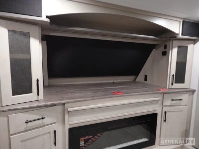2025 Grand Design Solitude - Photo 12