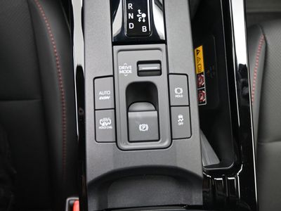 2025 Toyota Prius Plug-in Hybrid XSE Hatchback — photo 11 view