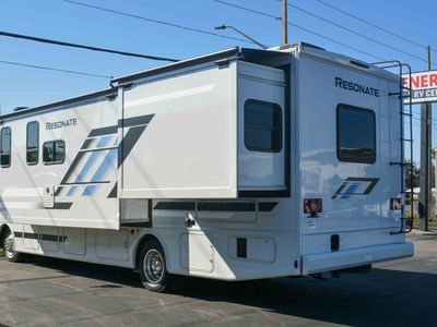 2026 Thor Motor Coach Resonate - Photo 3