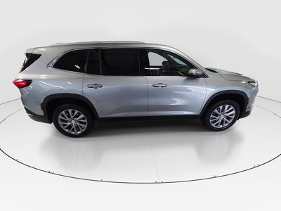 2025 Buick Enclave - Photo 8