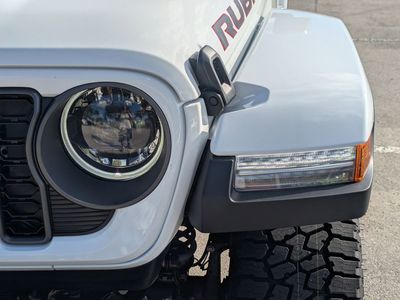 2026 Jeep Gladiator — photo 11 view