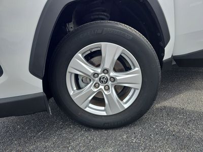 2021 Toyota RAV4 Hybrid - Photo 26