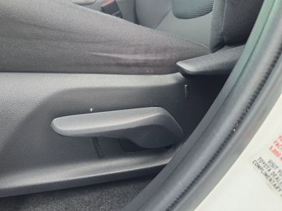 2021 Toyota RAV4 Hybrid - Photo 16