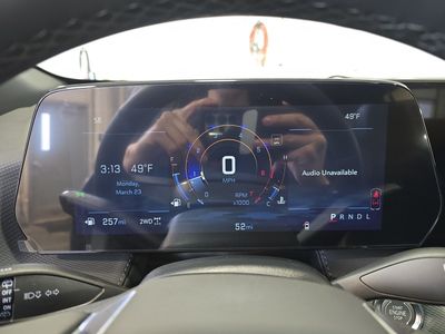 2026 Chevrolet Equinox — photo 10 view