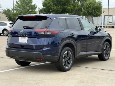 2025 Nissan Rogue - Photo 4
