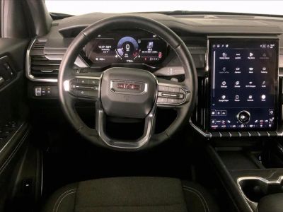 2025 GMC Acadia — detail view