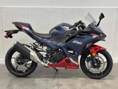2026 Kawasaki Ninja® 500 ABS Metallic Matte Twilight Blue — front three-quarter view