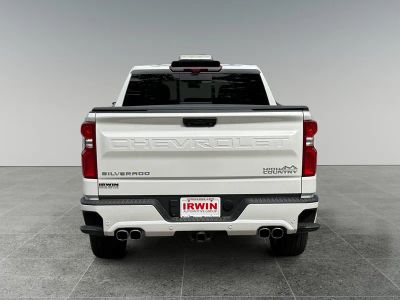 2024 Chevrolet Silverado 1500 — interior view