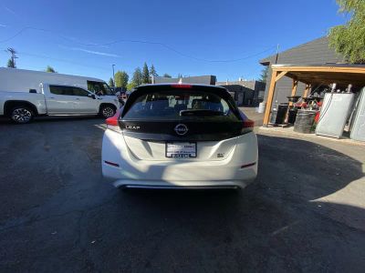 2023 Nissan LEAF — detail view