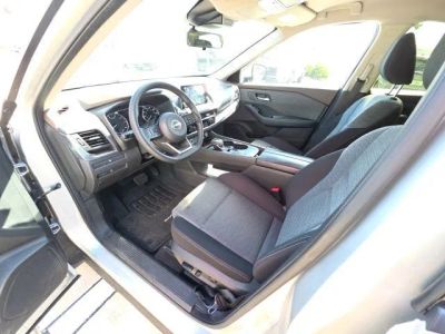 2023 Nissan Rogue — photo 12 view