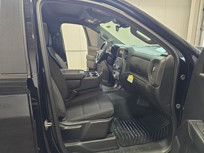 2025 Chevrolet Silverado 1500 — photo 15 view
