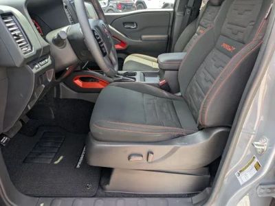 2024 Nissan Frontier - Photo 10