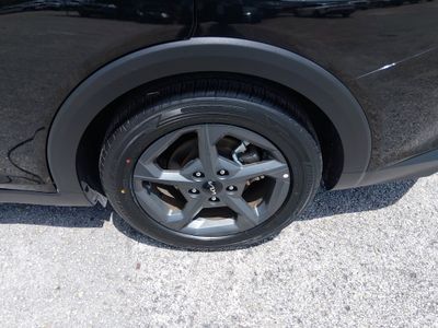 2025 Kia K4 — photo 10 view