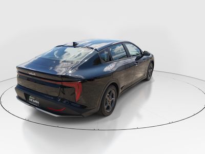 2025 Kia K4 — photo 7 view