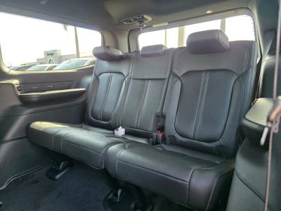 2026 Jeep Grand Wagoneer — photo 7 view