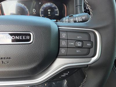 2026 Jeep Grand Wagoneer — photo 19 view