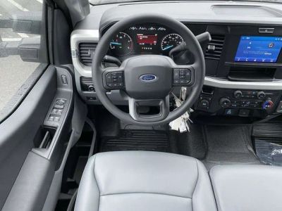 2026 Ford Chassis Cab - Photo 10