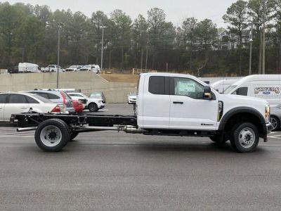 2026 Ford Chassis Cab - Photo 2