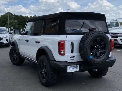 2025 Ford Bronco - Photo 18