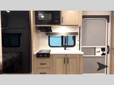 2026 Ember RV E-Series - Photo 11