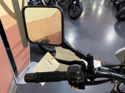 2026 Suzuki DR650S - Photo 8