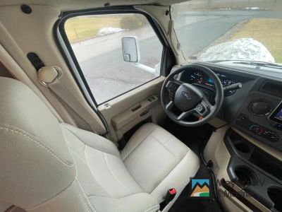 2026 Thor Motor Coach Chateau - Photo 9