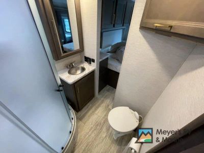 2026 Thor Motor Coach Chateau - Photo 35