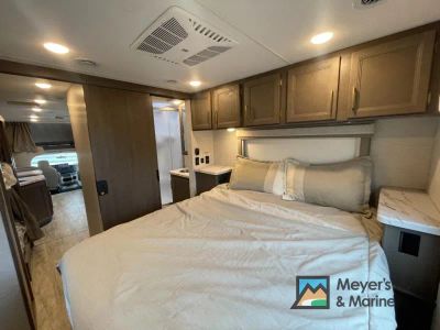 2026 Thor Motor Coach Chateau - Photo 24
