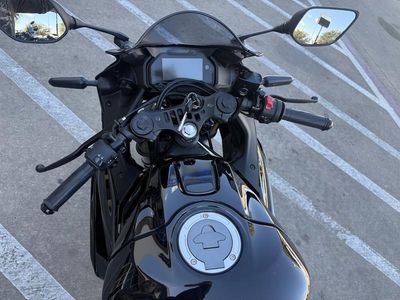 2026 Yamaha YZF-R3 - Photo 9