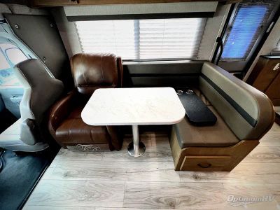 2025 Coachmen Leprechaun — photo 11 view