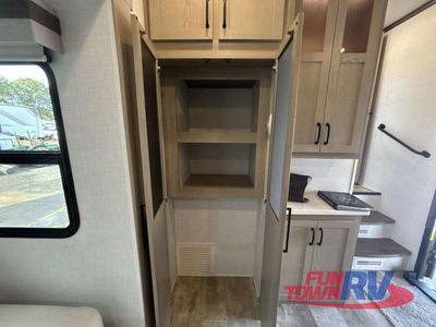 2024 Forest River RV Rockwood Signature - Photo 19
