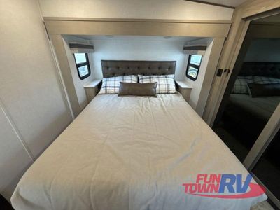 2024 Forest River RV Rockwood Signature - Photo 32