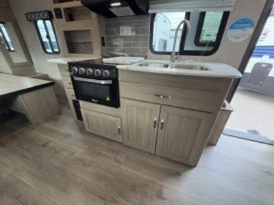 2021 Coachmen Freedom Express Ultra Lite - Photo 22
