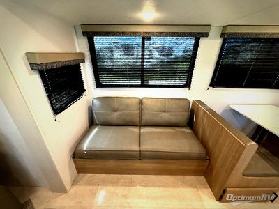 2026 Dutchmen Aspen Trail LE — photo 7 view
