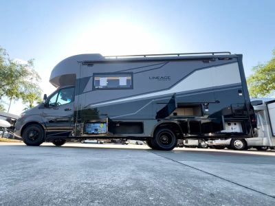 2026 Grand Design LINEAGE SERIES M — photo 18 view