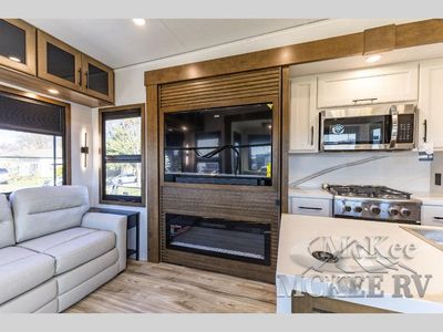 2026 Keystone RV Montana - Photo 15