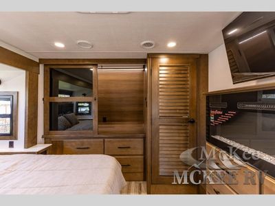 2026 Keystone RV Montana - Photo 41