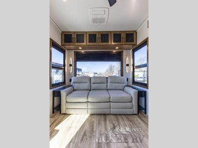 2026 Keystone RV Montana - Photo 13