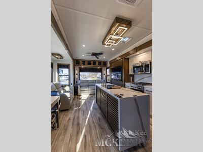 2026 Keystone RV Montana - Photo 5