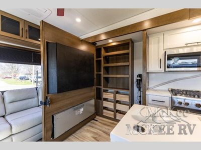 2026 Keystone RV Montana - Photo 16